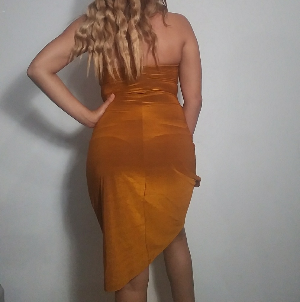 (ADDED TO BUNDLE) Strapless Bodycon Dress🦋 - Picture 2 of 6